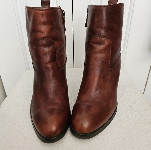 Cole Haan Grand.OS ankle boots, 8.5, nearly new condition - Picture 9 of 9